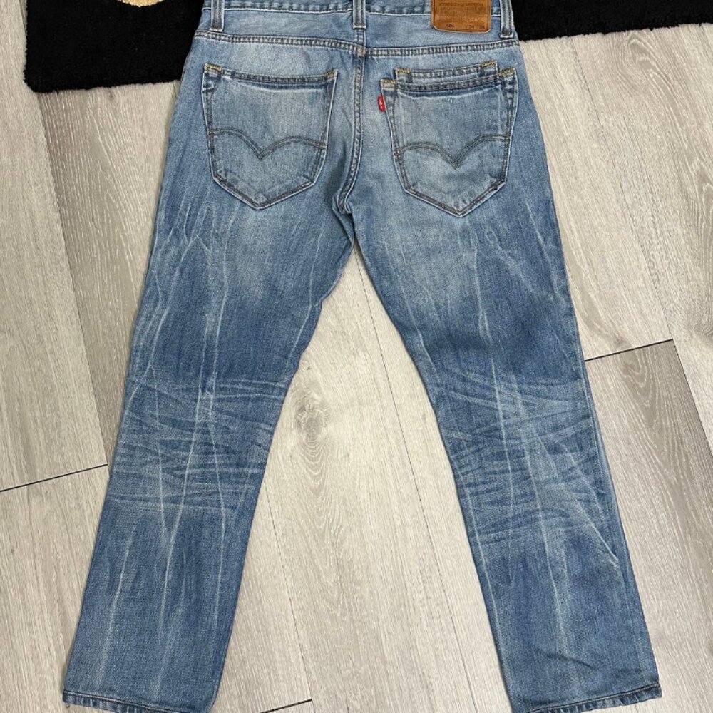 Vintage Levi's 504 Men's Blue Straight Leg Denim Jeans - Size 33x27